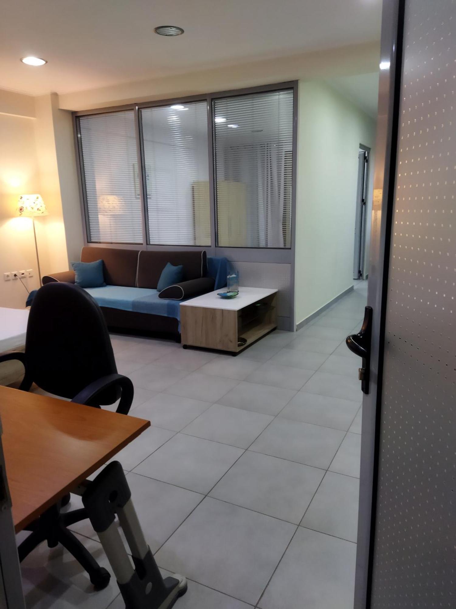 Cozy Apartment Near To The Airport Kouvaras Ngoại thất bức ảnh