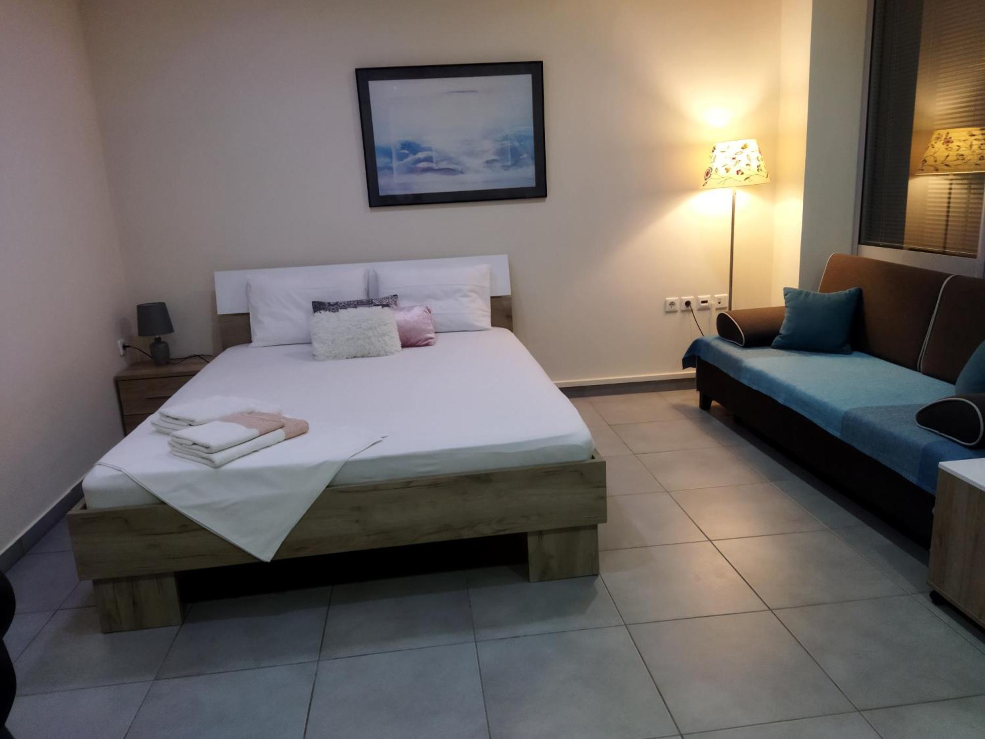 Cozy Apartment Near To The Airport Kouvaras Ngoại thất bức ảnh